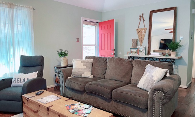 Woodway House | THE HAVEN @ CHAPEL RIDGE #2 in Waco for Exceptional Reviews! Ranked #7 in all TX