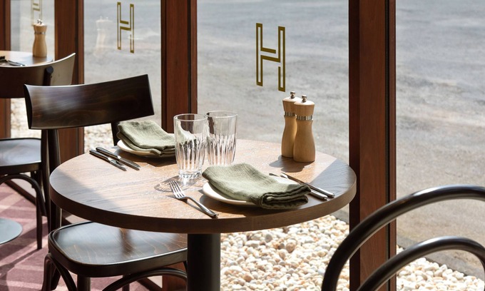 Mount Gambier Hotel | The Henty