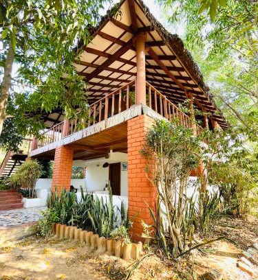 Hosur Hotel | The Hideaway Hosur by evaddo