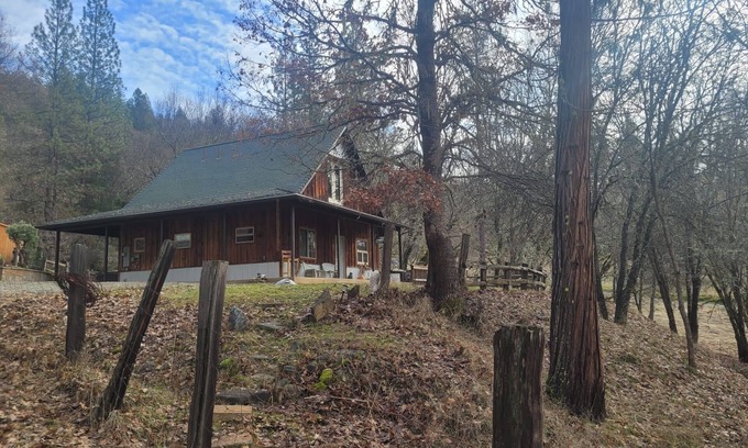 Weaverville House | The Hideaway on Little Browns Creek