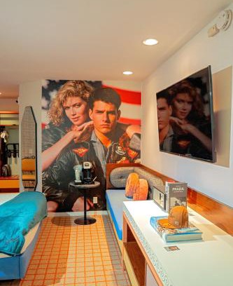 Hollywood Hotel | The Hollywood Franklin Hotel near Universal Studios
