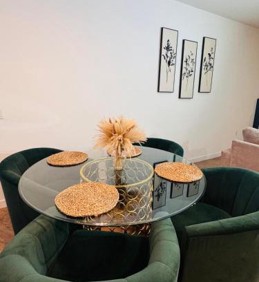 Little Armenia Apartment | The Hollywood loft FREE Parking
