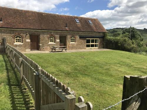 Ivinghoe House | The Homestead