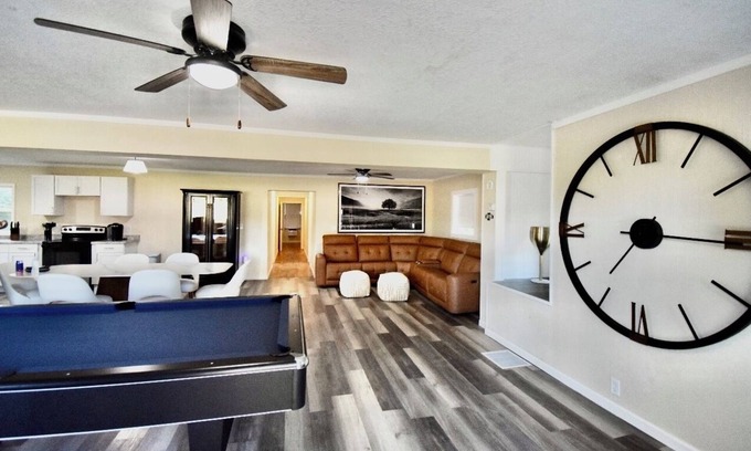 Eldon House | The Hootenanny Adventure Meets Comfortn Loop 2 Offroad Park & Lake of the Ozarks