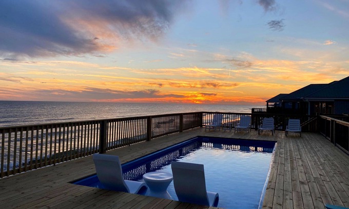 Dauphin Island House | The House - Gulf Beachfront, POOL, 4 Bedroom, 3 Bath, Pet Friendly, Sleeps 12.