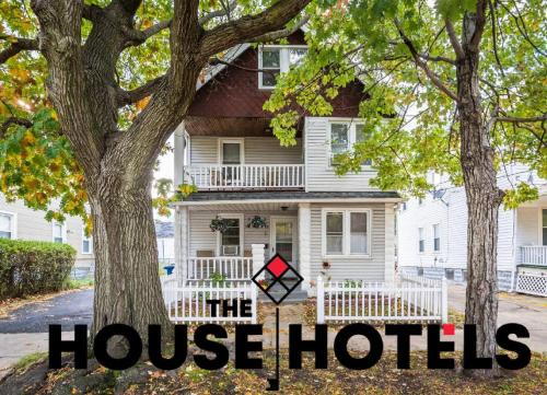 Lakewood Apartment | The House Hotels- Lark #3