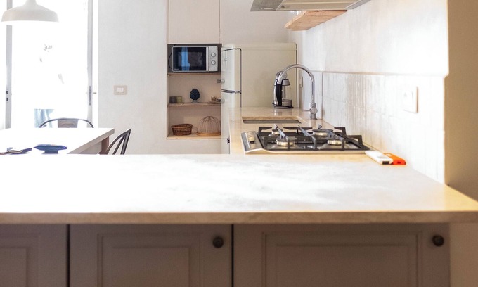 Suvereto Apartment | The House in the Castle and the Terrace on the Borgo - the dwelling in a Tuscan village