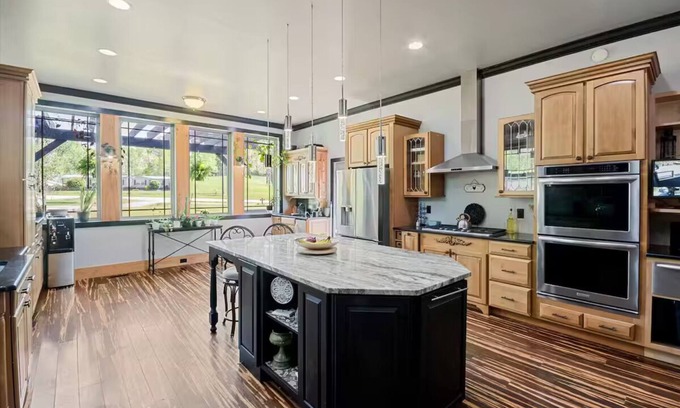Rutherfordton House | The Howell House