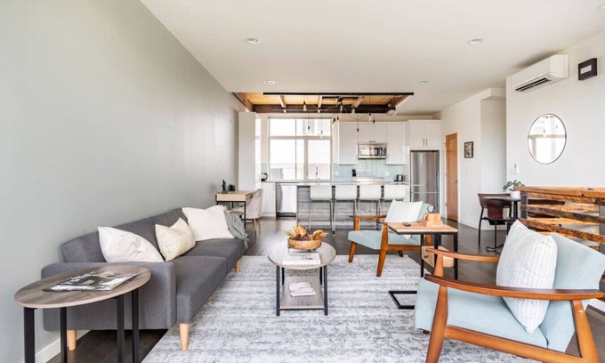 Laurelhurst House | The Imagination House!