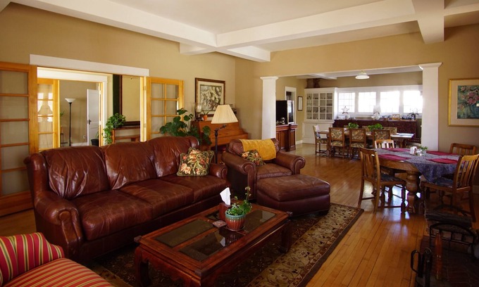 Hailey Bed & Breakfast | The Inn at Ellsworth Estate