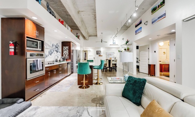 Jackson Ward Condo | The J | Modern Stay | Jackson Ward