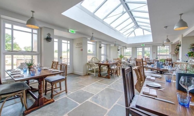 Kedleston Bed & Breakfast | The Kedleston Country House