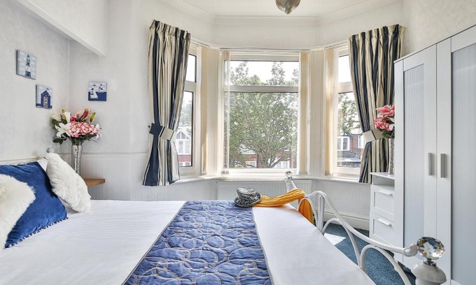 Scarborough House | The Kensington
