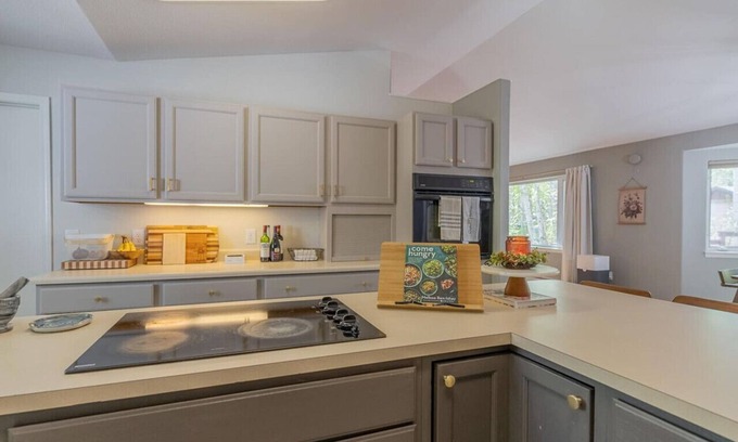 Fairbanks House | The Kentshire Manor Of Sherwood Forrest