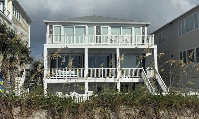 North Carolina Coast House | The Kitts House Summa