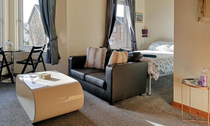Kirkcaldy House | The Kyles