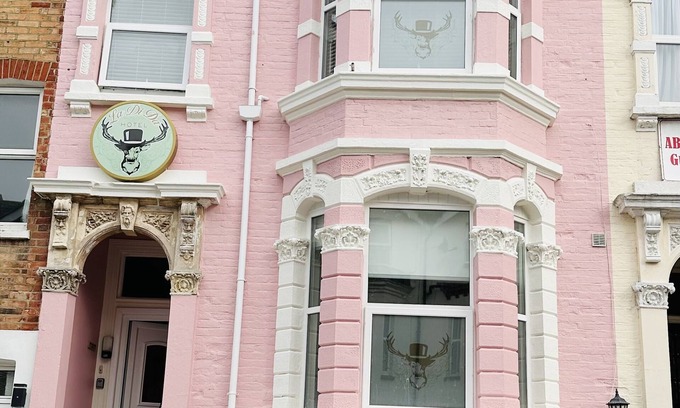 Bournemouth City Centre House | The La Di Da - 4 min walk to Beach/town