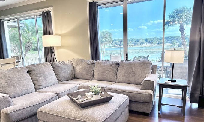 Eustis House | The Lake House Retreat