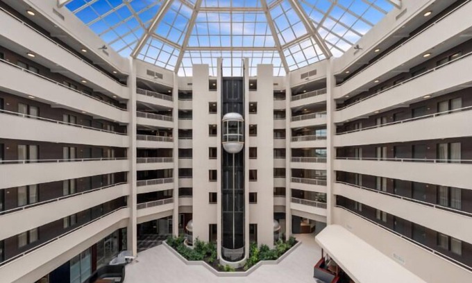 North Arlington Hotel | The Lamar