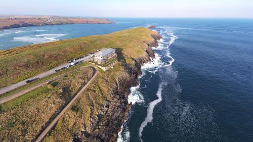 Newquay Hotel | The Lewinnick Lodge