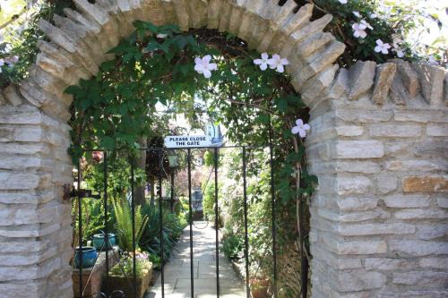 Stow-on-the-Wold House | The Limes