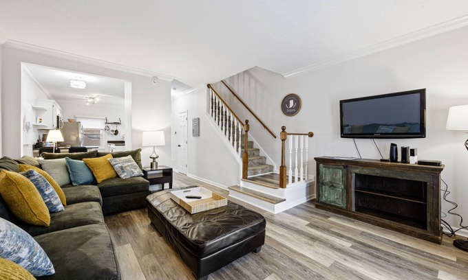 Lockerbie Square House | The Lockerbie Townhouse is conveintly located to all things downtown Indy
