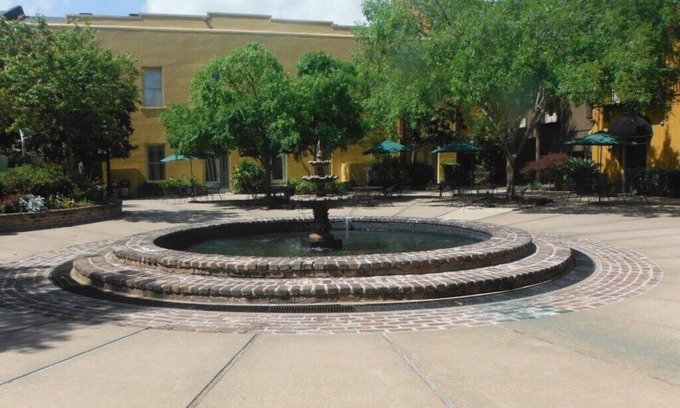 French Quarter Apartment | The Lodge Alley Inn™ - 1 Bedroom