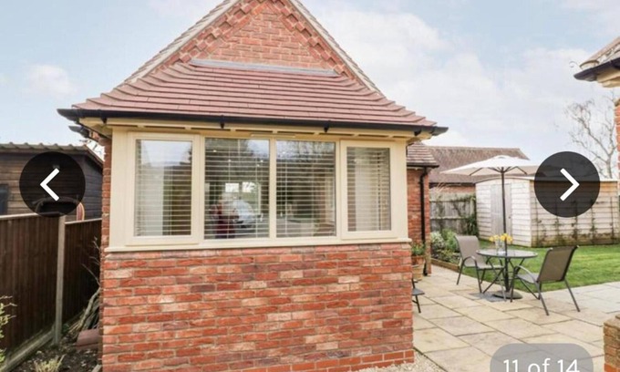 Bredons Norton House | The Lodge at Bredon's Norton