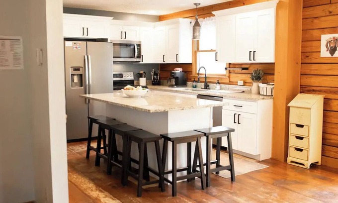 Waynesville Cabin | The Lodge at Hawthorn Haven
