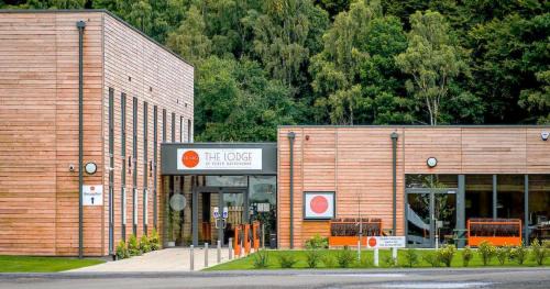 Perth Cabin | The Lodge At Perth Racecourse