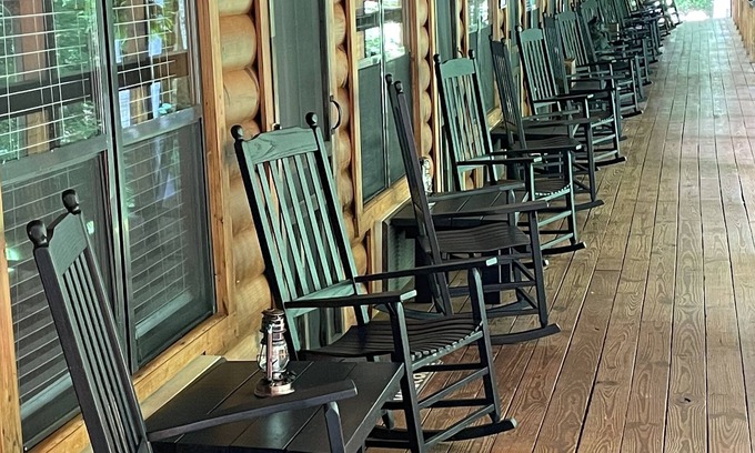 Bryson City Cabin | The Lodge Nantahala River. Bryson city, North Carolina. Suite # 9