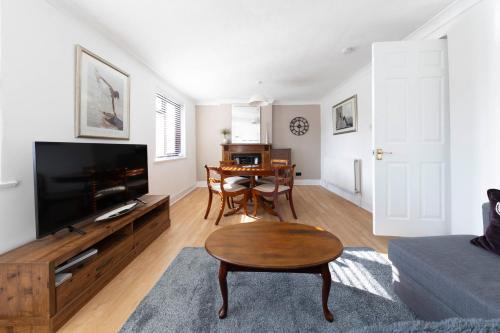 Shoreham-by-Sea Apartment | The Loft Apartment