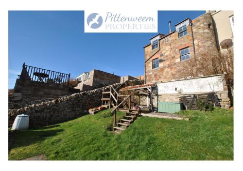 Cellardyke House | The Loft- charming character cottage in East Neuk