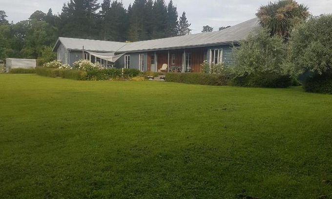 Cheviot Bed & Breakfast | The Long House