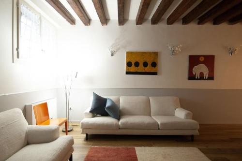 San Polo Apartment | The Lovers' Loft