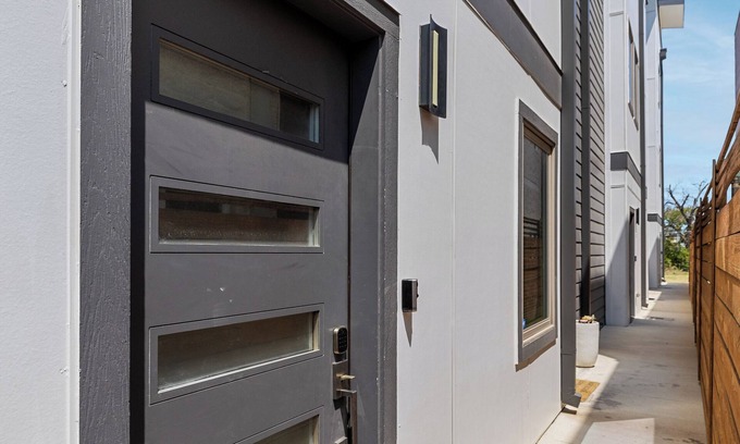 Fort Worth House | The Luxury Escape Historic District Close 2 AllnInternal:1120 Galveston -Unit5