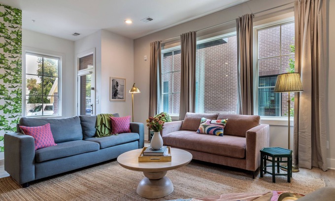 Germantown Apartment | The Magnolia #12 by AvantStay | 5 Mins to Downtown