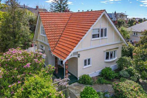 Timaru Bed & Breakfast | The Magnolia Villa CBD