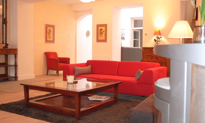 Bergerac Villa | The Maison: Built In 1729, The House Overlooks The Dordogne River 40M away