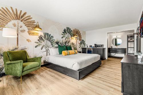 Copperhill Hotel | The Mallard Hotel & Suites