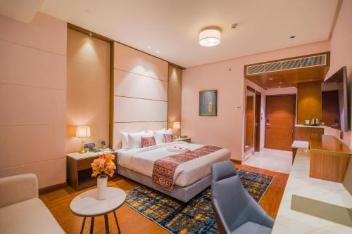 Bhopal Hotel | The Maple Hotel