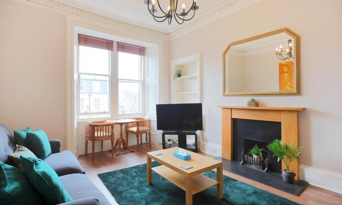 Marchmont Apartment | The Marchmont Residence