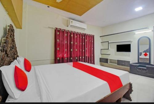Lakdi Ka Pul Hotel | THE Maruti grand