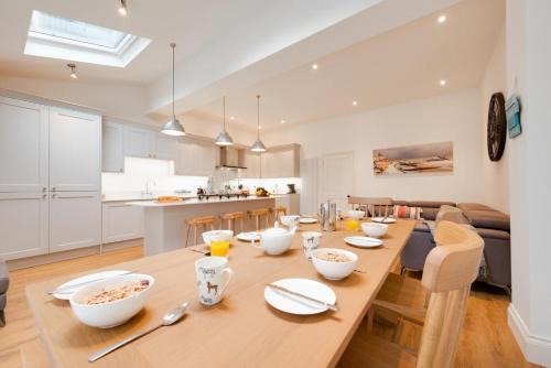 Cromer House | The Mews