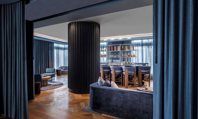 Near Northeast Hotel | The Morrow Washington Dc, Curio Collection By Hilton
