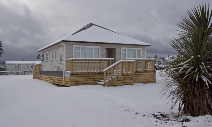 Rangataua House | The Mountain Pad - Rangataua Holiday Home