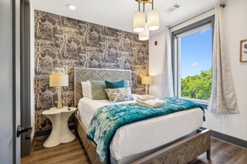 Rolling Mill Hill Apartment | The MUSE Emerald Isle Downtowns Favorite Condo by SkyRun Nashville