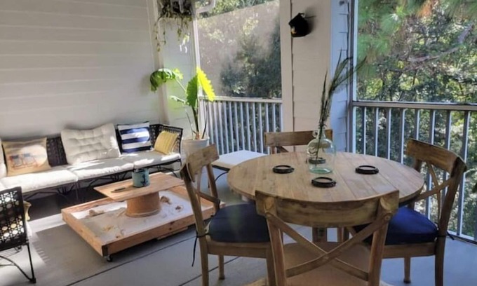 Thonotosassa Apartment | The Nature Preserve