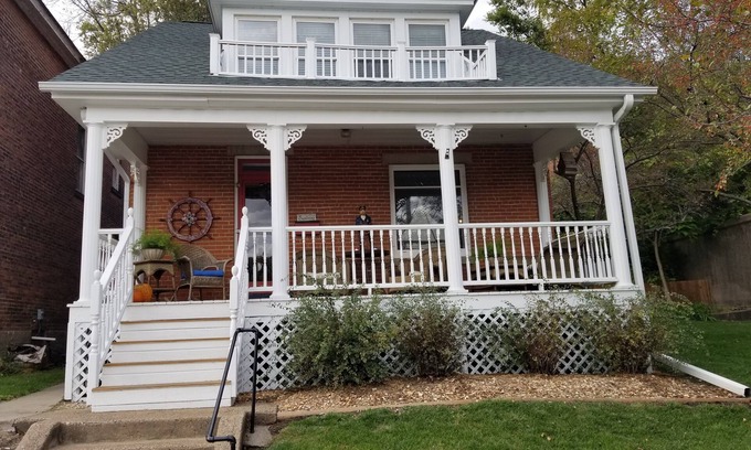 Galena House | The Nautical House-Downtown Galena