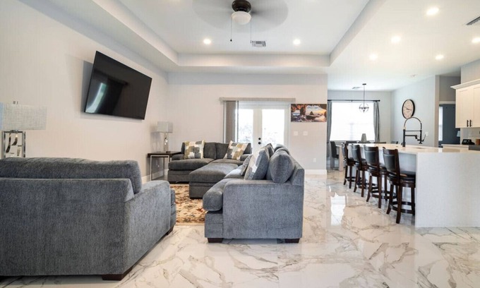 Jacarandas House | The New Pearl Resort